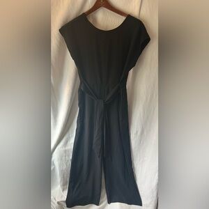 LOFT Black Jumpsuit Tie-Waist Cap Sleeve Womens 12 Pockets Zip